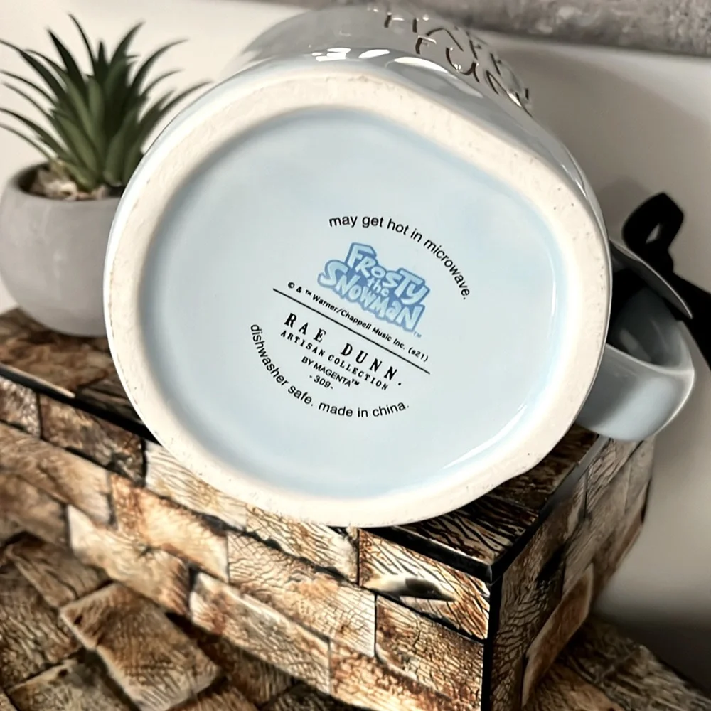 🇺🇸 NEW RAE DUNN & FROSTY THE SNOWMAN Collab Ceramic Mug Light Blue Holiday - Picture 5 of 7
